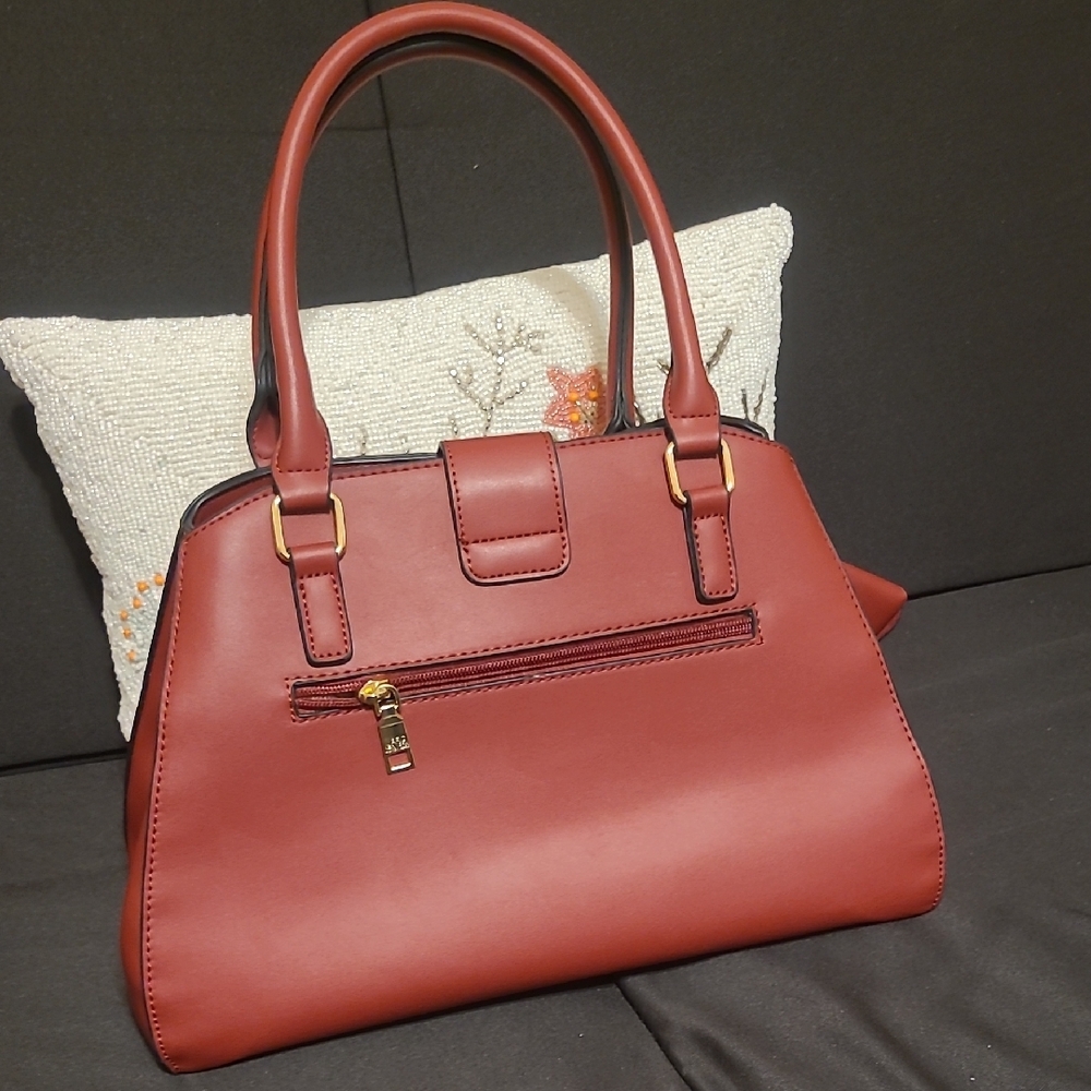 Marc New York Red Leather Satchel with Gold Hardware - Picture 2 of 14